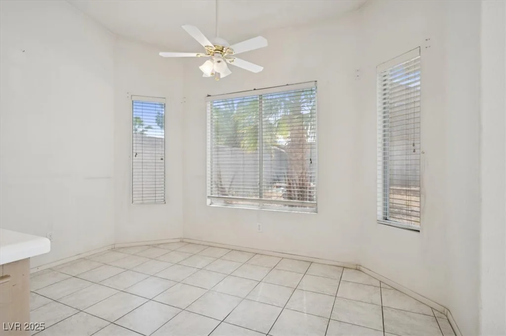 4323 Village Spring, Las Vegas, NV 89147
