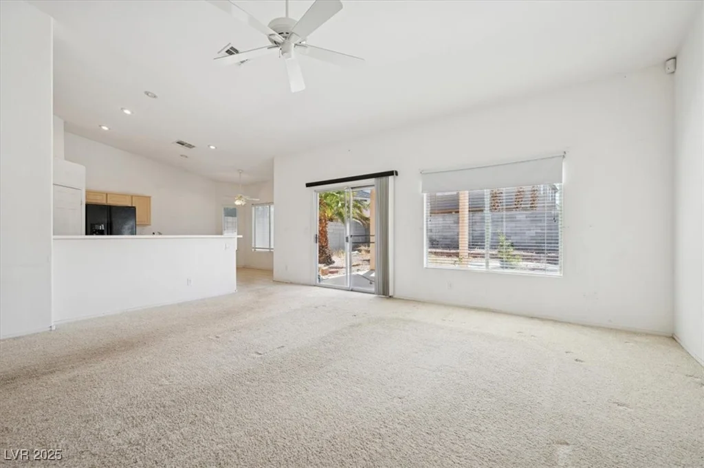 4323 Village Spring, Las Vegas, NV 89147