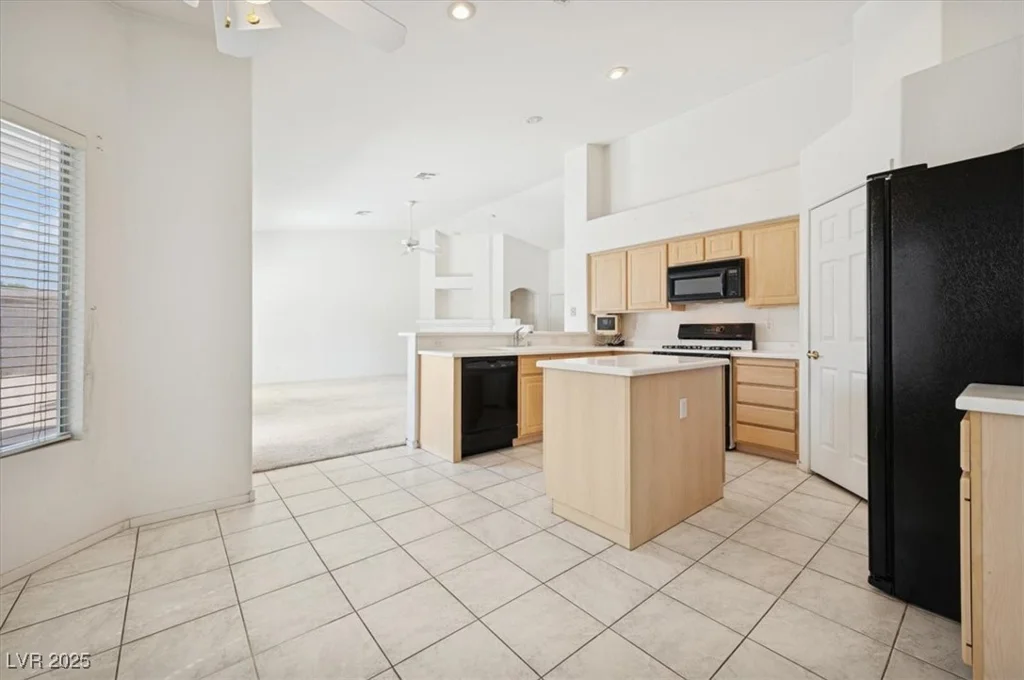 4323 Village Spring, Las Vegas, NV 89147