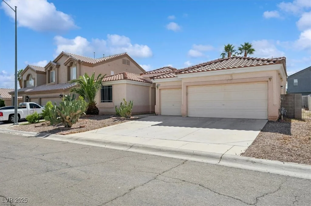 4323 Village Spring, Las Vegas, NV 89147