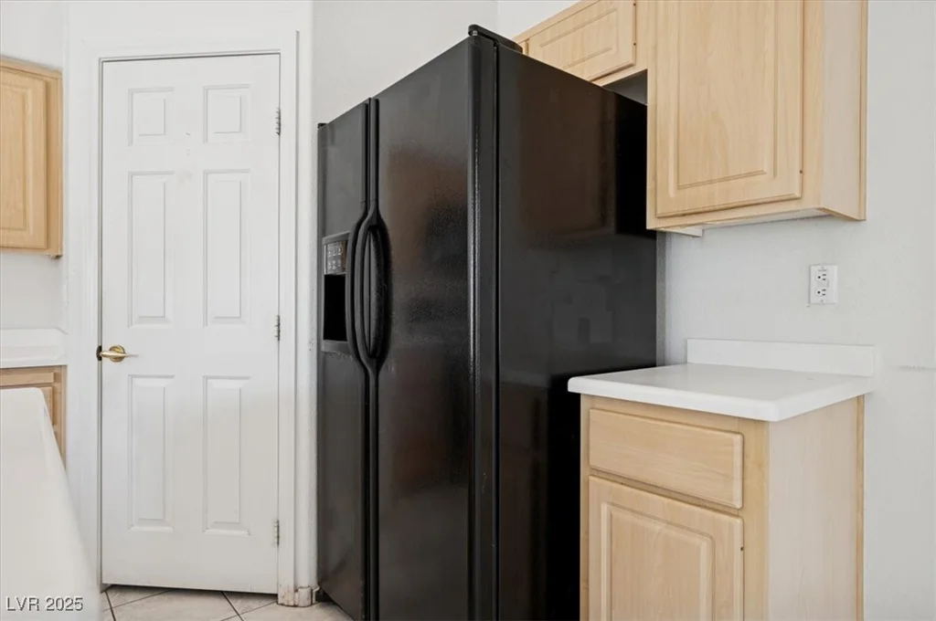 4323 Village Spring, Las Vegas, NV 89147