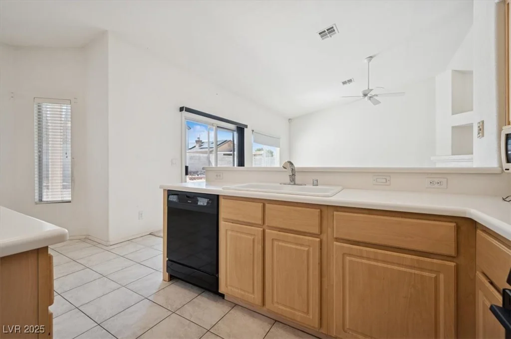 4323 Village Spring, Las Vegas, NV 89147