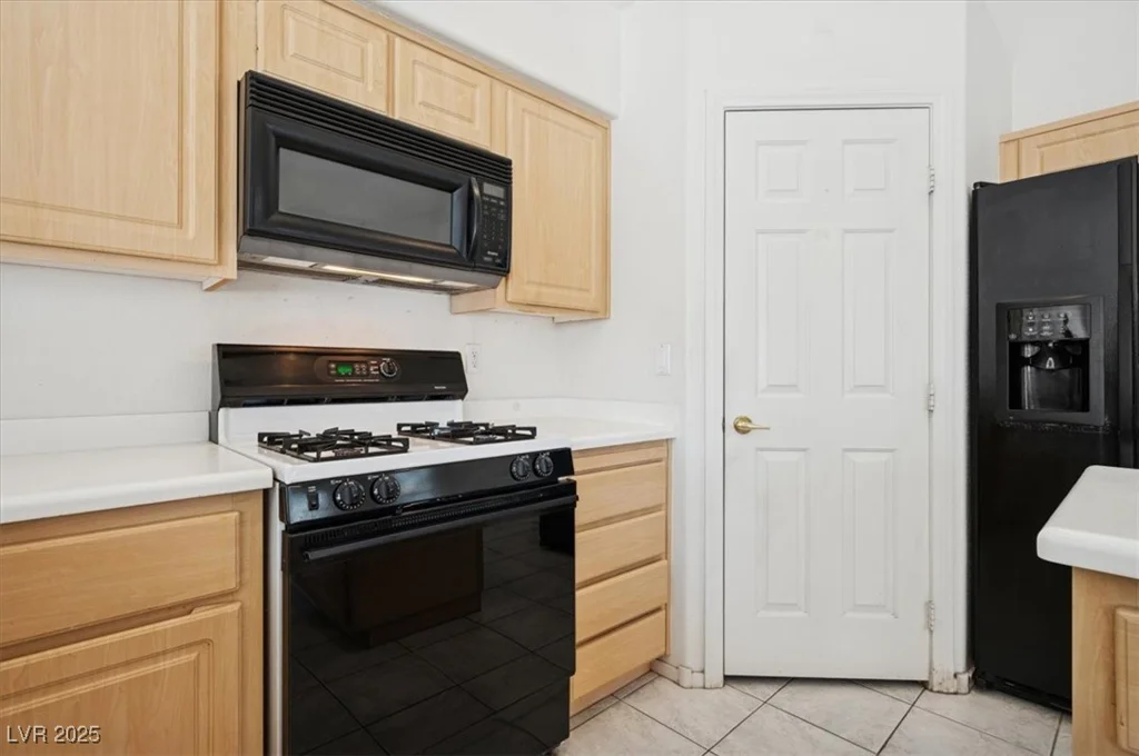 4323 Village Spring, Las Vegas, NV 89147