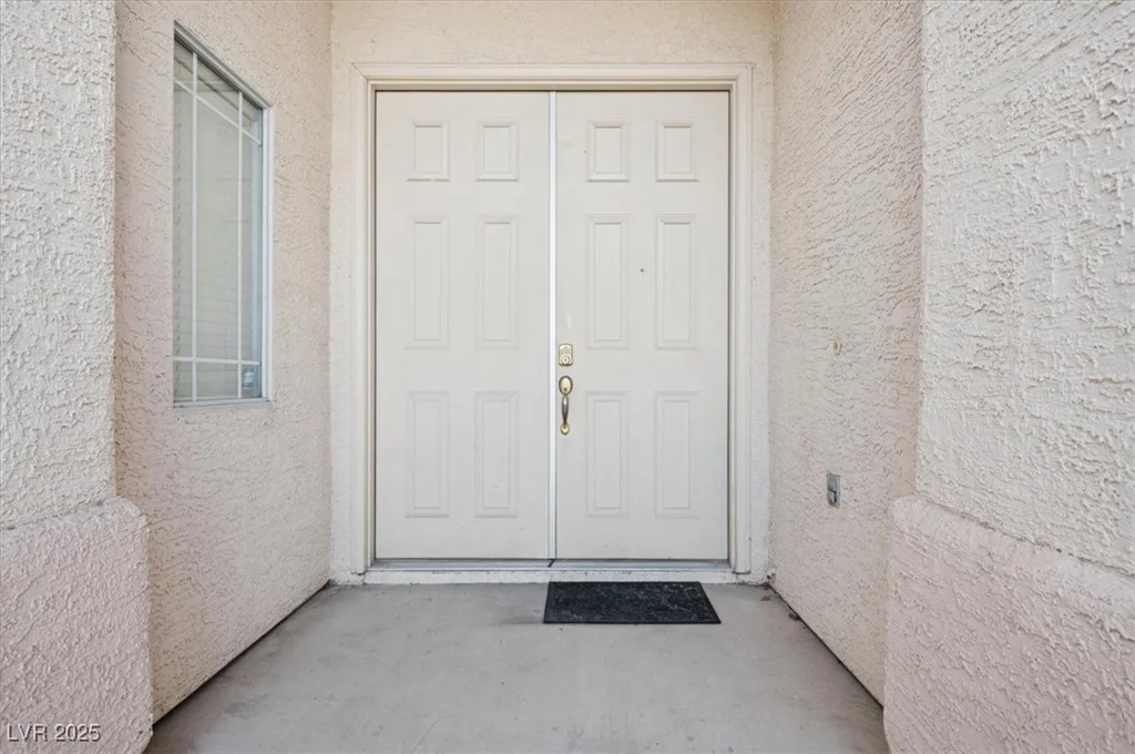 4323 Village Spring, Las Vegas, NV 89147
