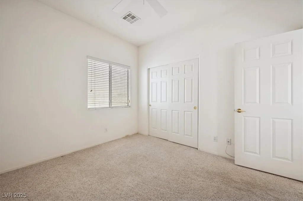 4323 Village Spring, Las Vegas, NV 89147