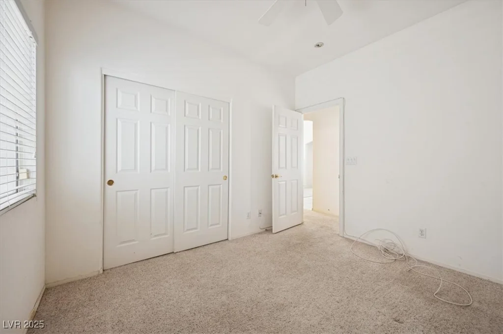 4323 Village Spring, Las Vegas, NV 89147