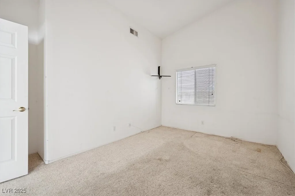 4323 Village Spring, Las Vegas, NV 89147
