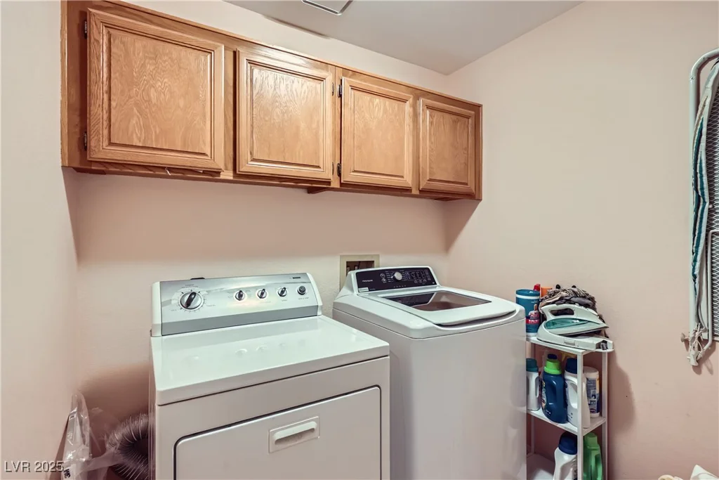 2708 Campo Verde, Las Vegas, NV 89121
