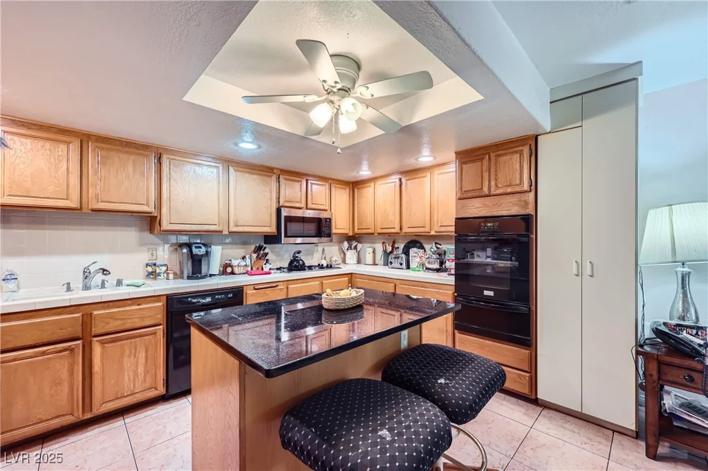 2708 Campo Verde, Las Vegas, NV 89121