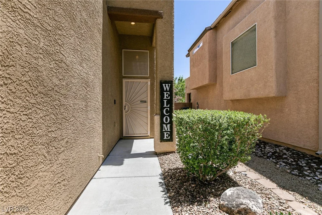 9712 Red Horse, Las Vegas, NV 89143