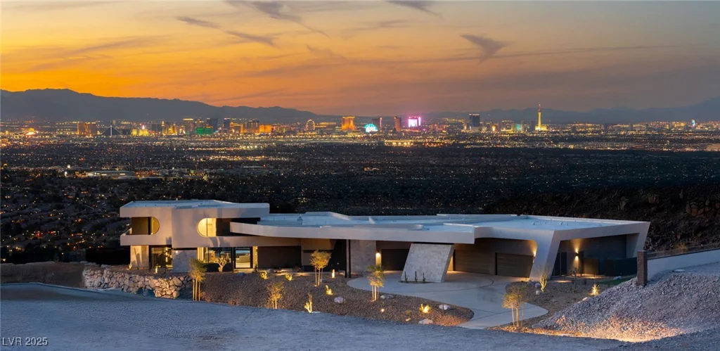 4 Horseshoe Rock, Henderson, NV 89012