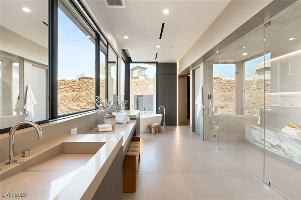 4 Horseshoe Rock, Henderson, NV 89012