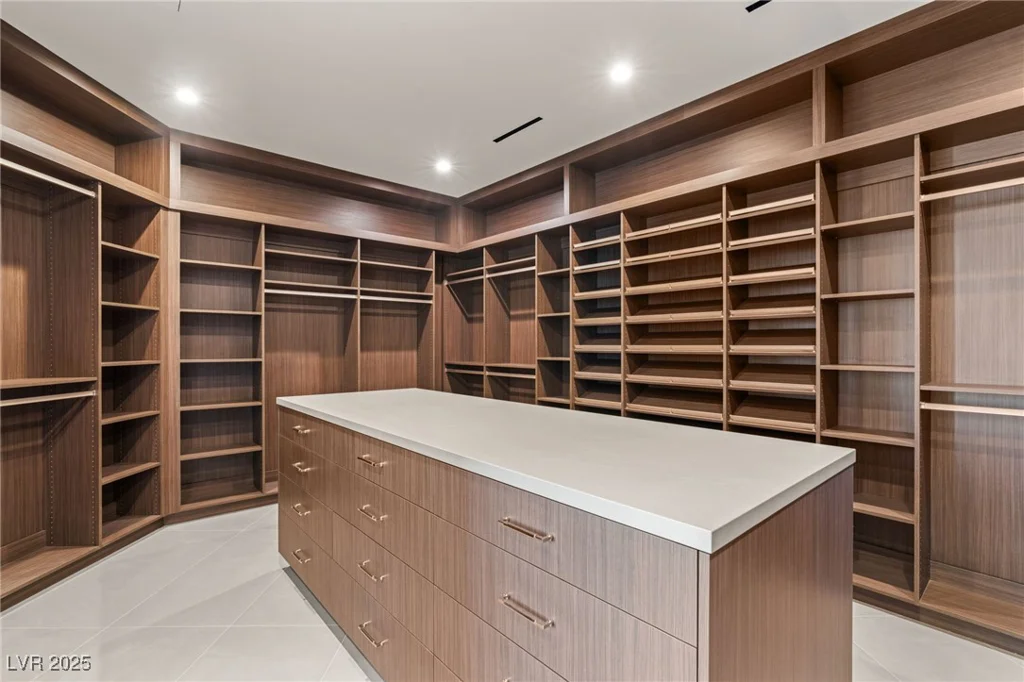 4 Horseshoe Rock, Henderson, NV 89012