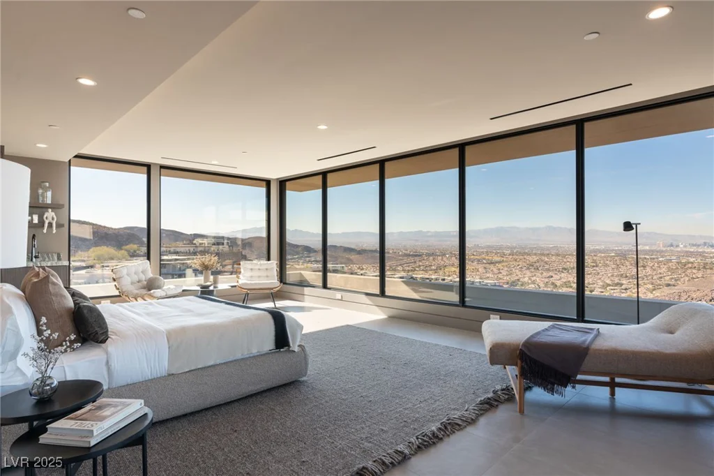 4 Horseshoe Rock, Henderson, NV 89012