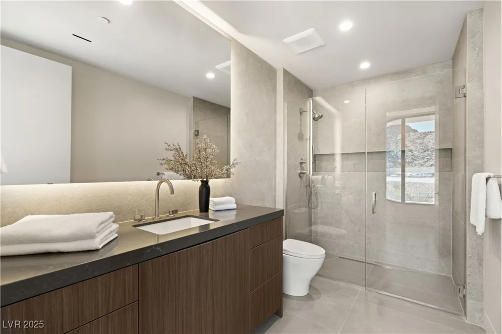 4 Horseshoe Rock, Henderson, NV 89012