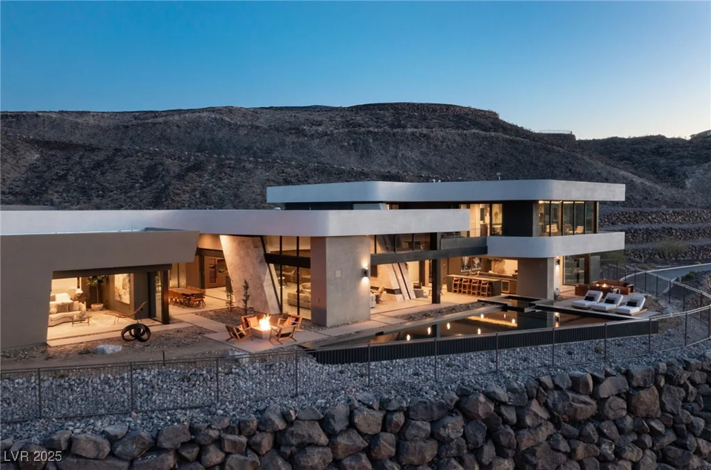 4 Horseshoe Rock, Henderson, NV 89012