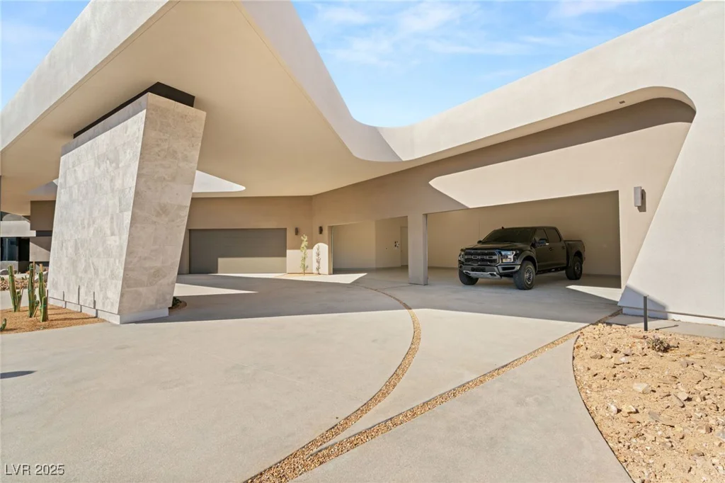 4 Horseshoe Rock, Henderson, NV 89012