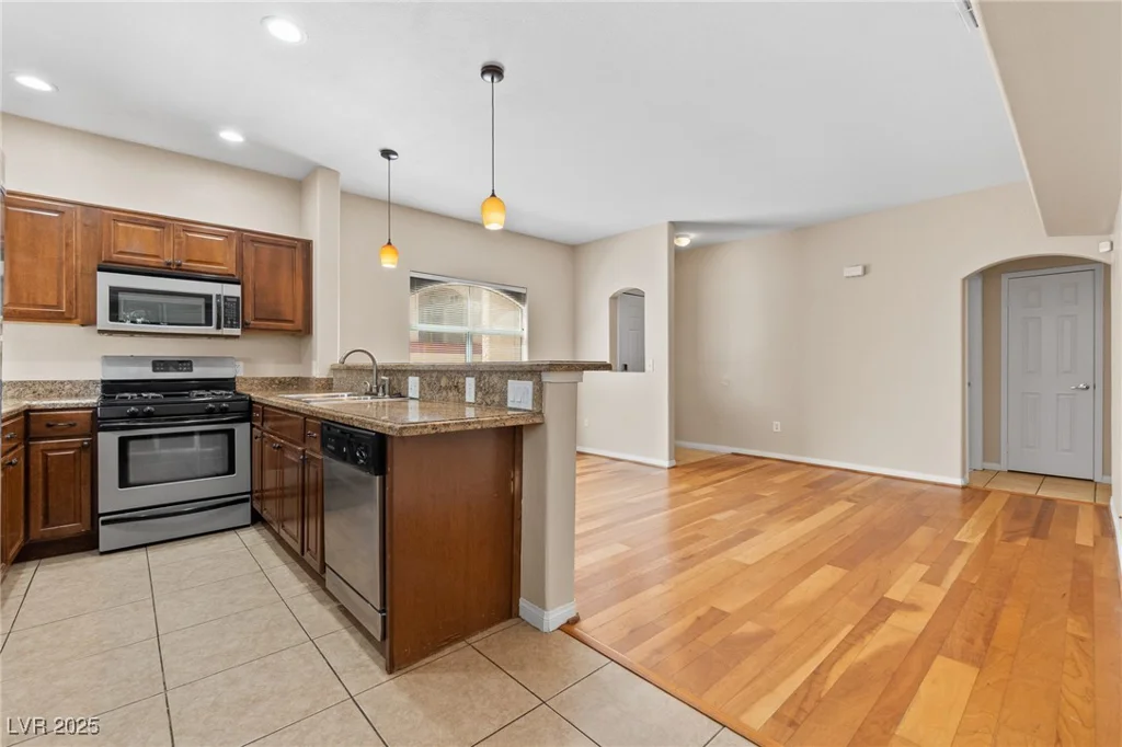 8409 Running Deer, Las Vegas, NV 89145