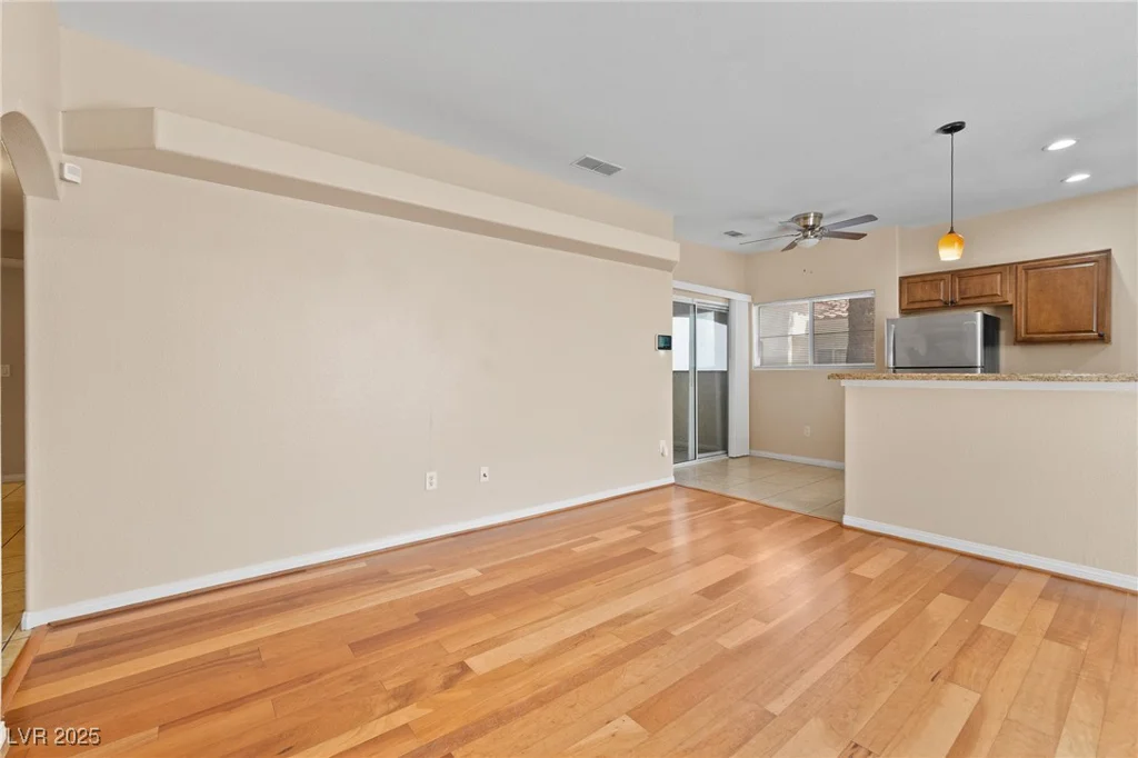 8409 Running Deer, Las Vegas, NV 89145