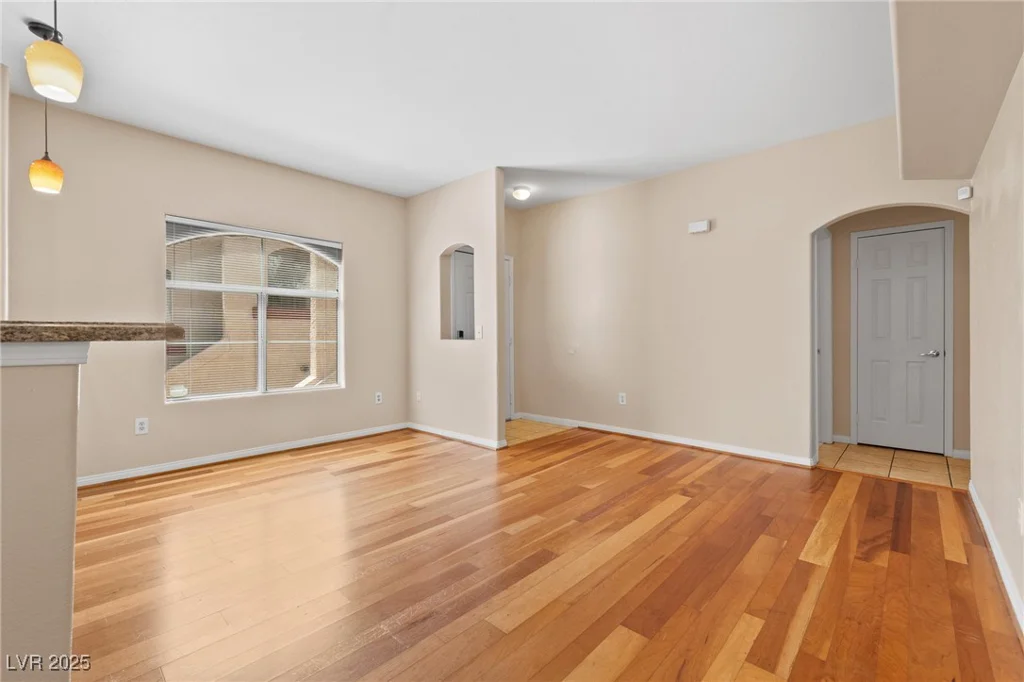 8409 Running Deer, Las Vegas, NV 89145