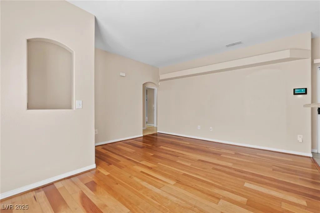 8409 Running Deer, Las Vegas, NV 89145