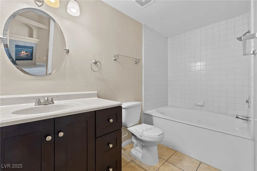 8409 Running Deer, Las Vegas, NV 89145