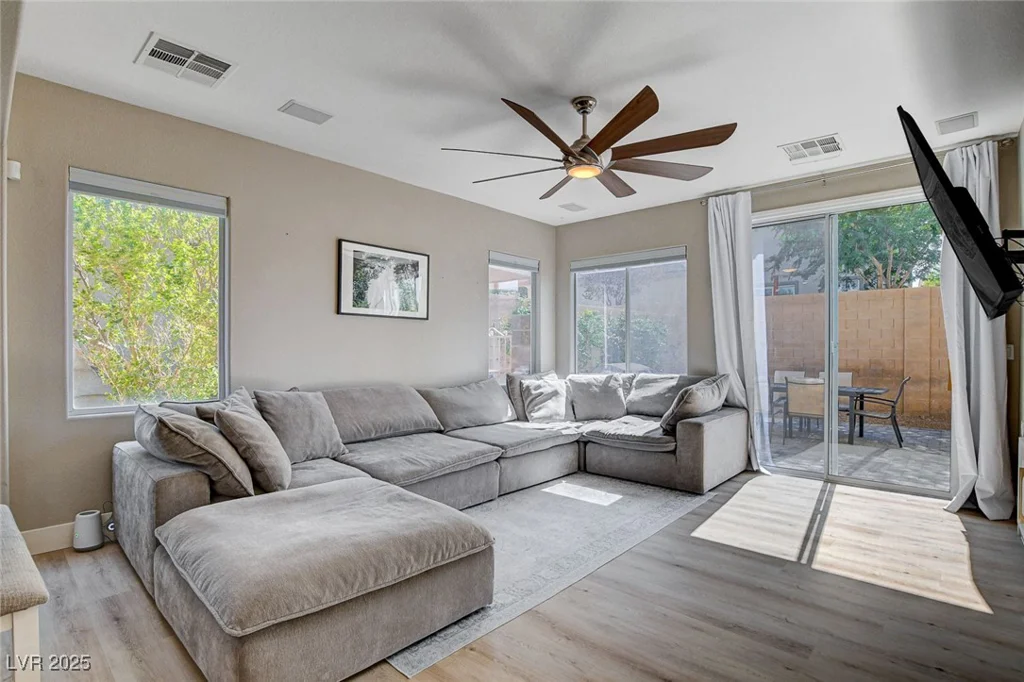 1127 Lake Berryessa, Henderson, NV 89002