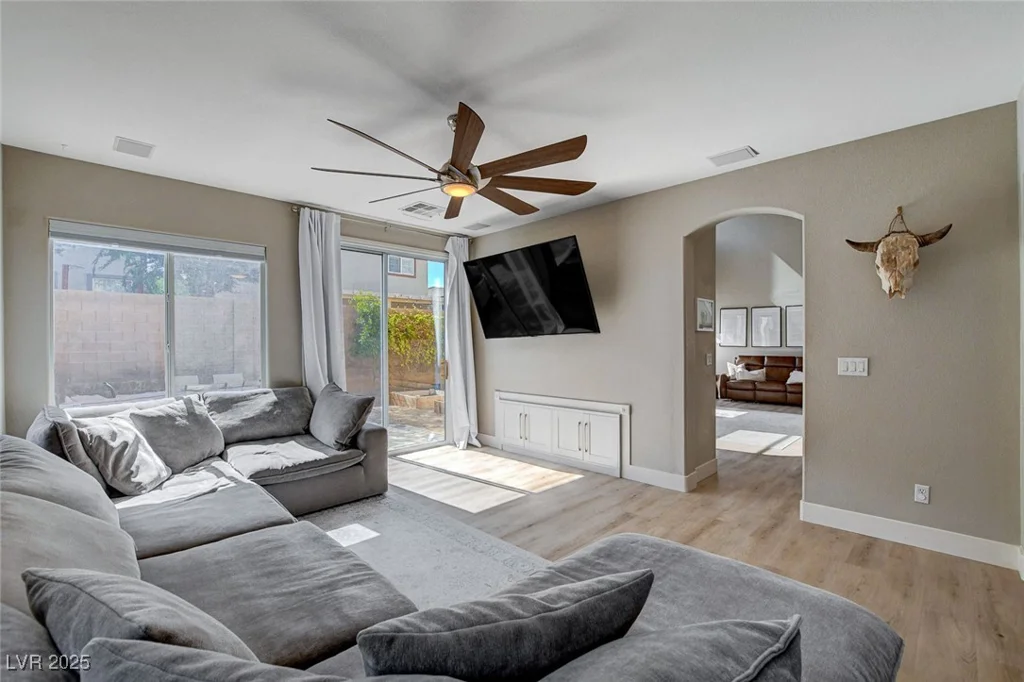 1127 Lake Berryessa, Henderson, NV 89002