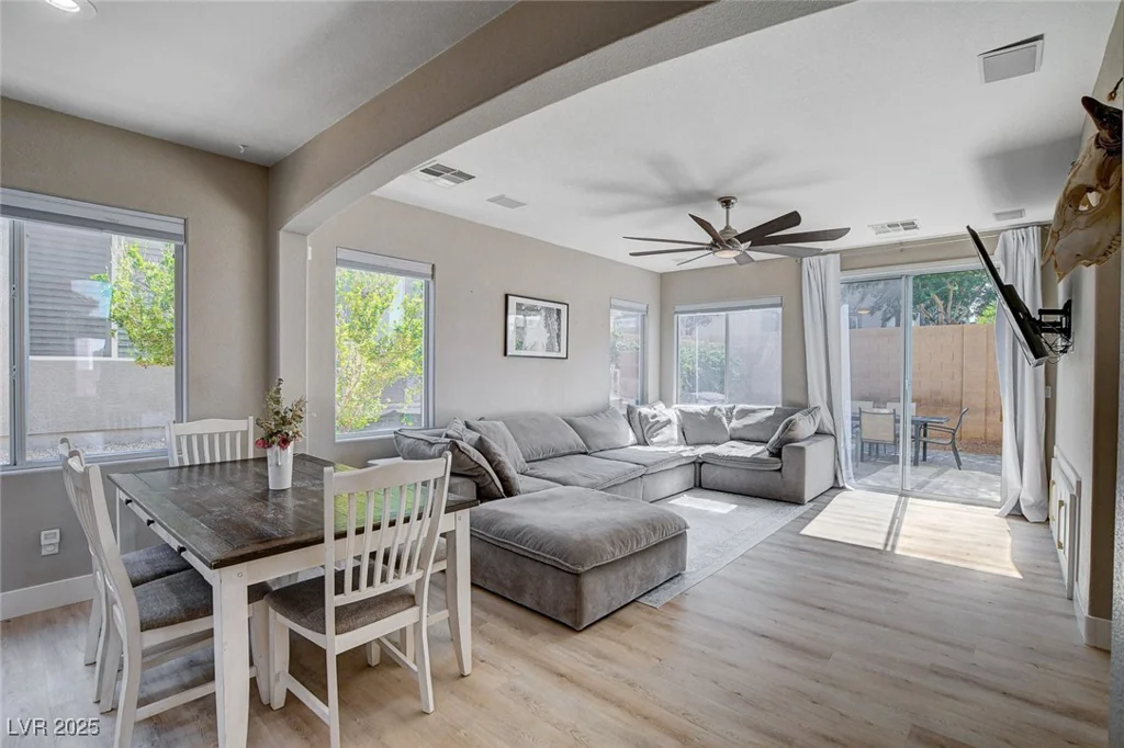 1127 Lake Berryessa, Henderson, NV 89002
