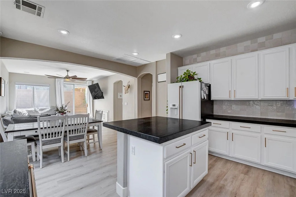 1127 Lake Berryessa, Henderson, NV 89002