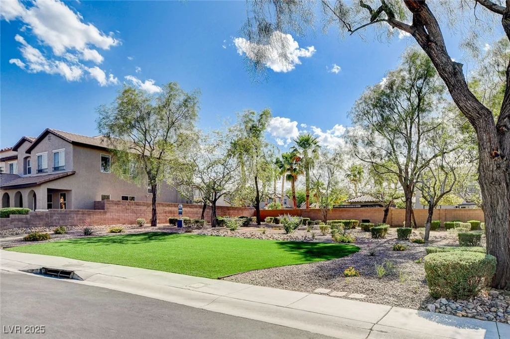 1127 Lake Berryessa, Henderson, NV 89002