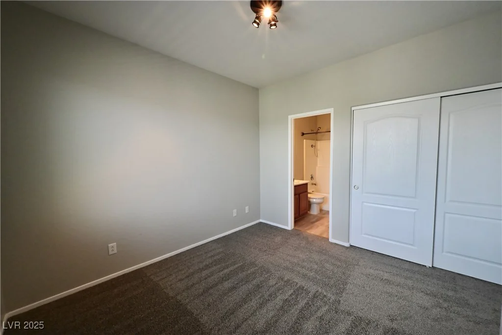 7089 Oberling Bay, Las Vegas, NV 89113