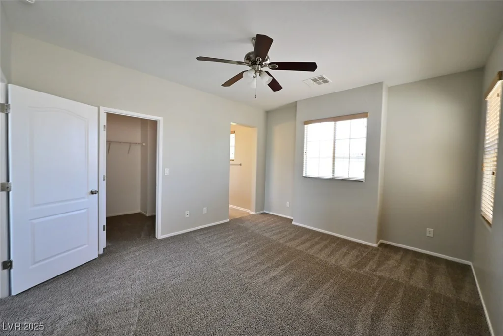 7089 Oberling Bay, Las Vegas, NV 89113