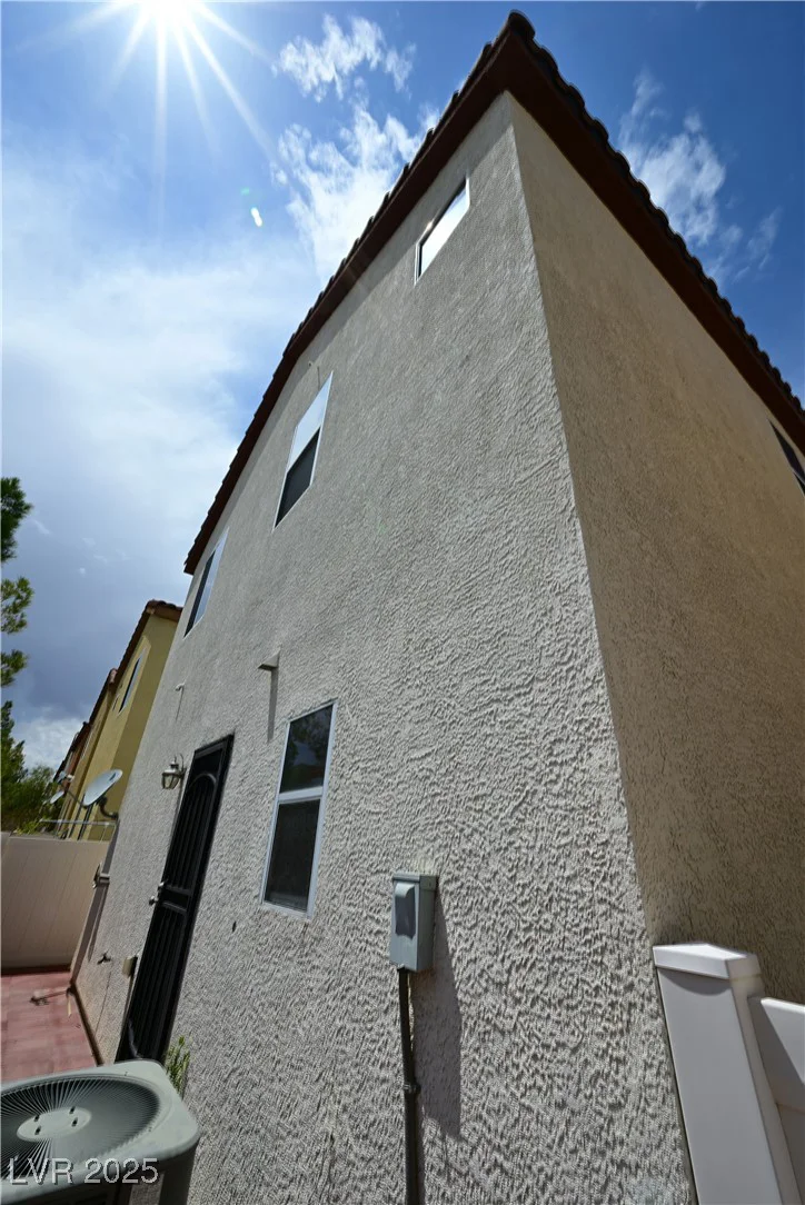 7089 Oberling Bay, Las Vegas, NV 89113