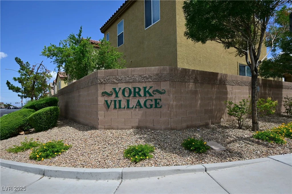 7089 Oberling Bay, Las Vegas, NV 89113