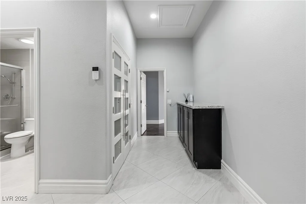 8021 Yellow Daisy, Las Vegas, NV 89147
