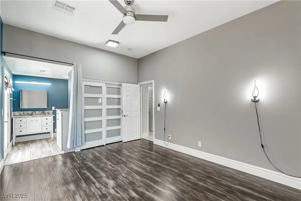 8021 Yellow Daisy, Las Vegas, NV 89147