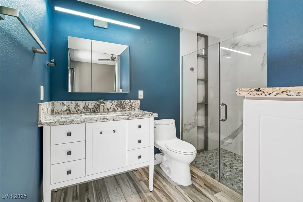 8021 Yellow Daisy, Las Vegas, NV 89147