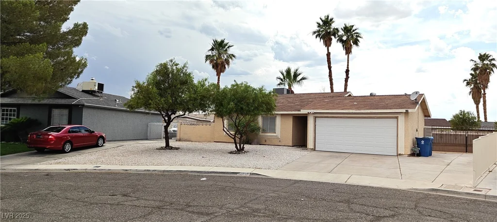 275 Las Palmaritas, Las Vegas, NV 89110