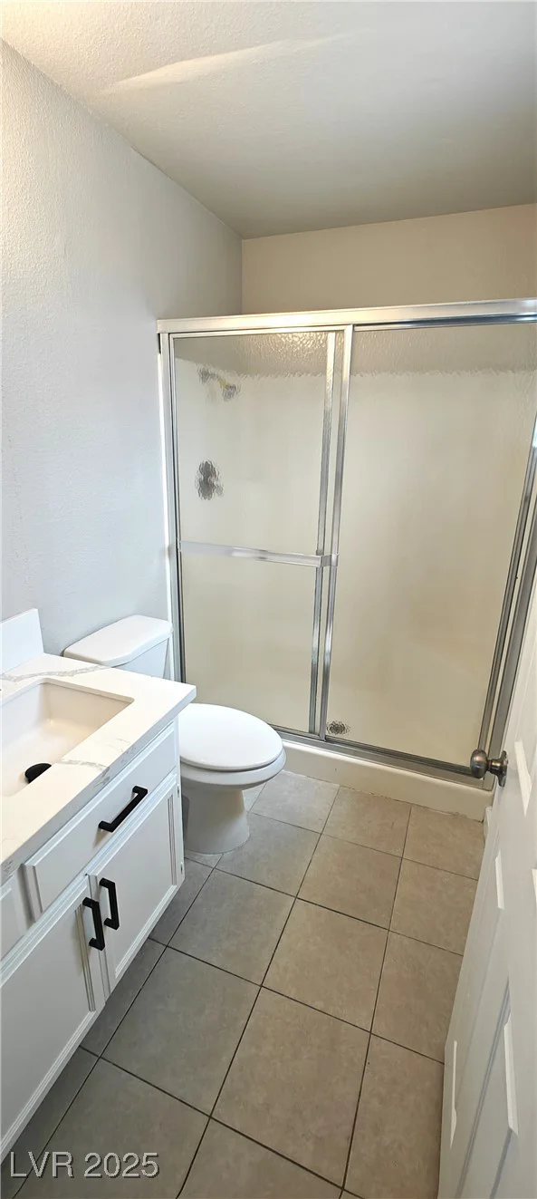 275 Las Palmaritas, Las Vegas, NV 89110
