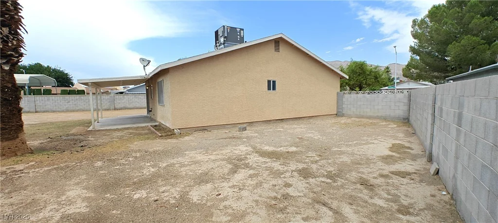 275 Las Palmaritas, Las Vegas, NV 89110