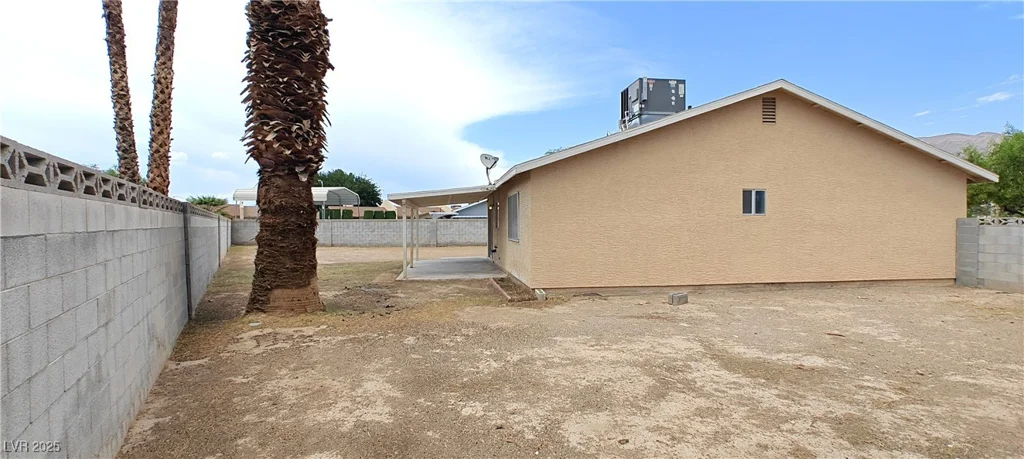 275 Las Palmaritas, Las Vegas, NV 89110