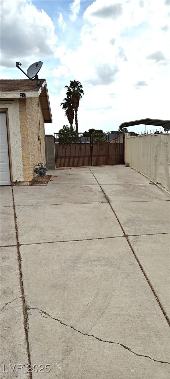 275 Las Palmaritas, Las Vegas, NV 89110