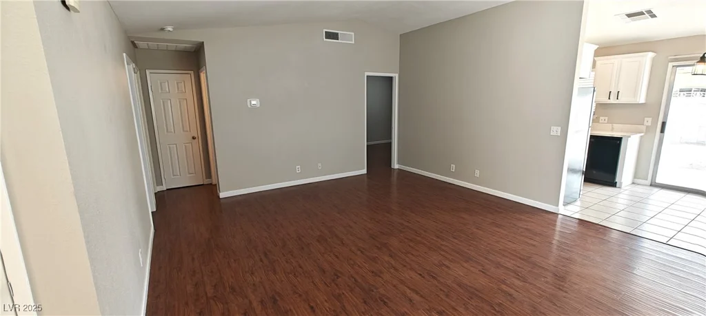 275 Las Palmaritas, Las Vegas, NV 89110