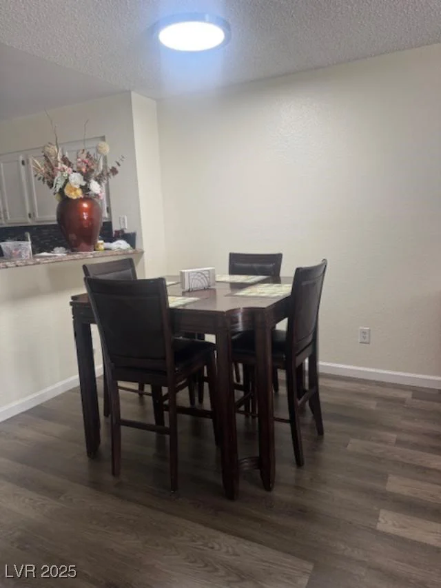 2108 Willowbury, Las Vegas, NV 89108