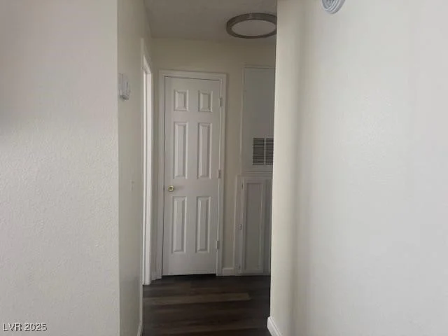 2108 Willowbury, Las Vegas, NV 89108