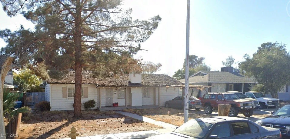 2020 Peyton, Las Vegas, NV 89104