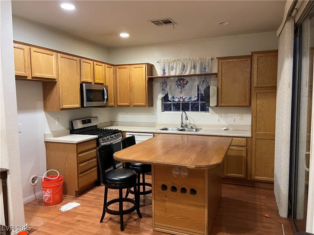 5334 Floating Flower, Las Vegas, NV 89139