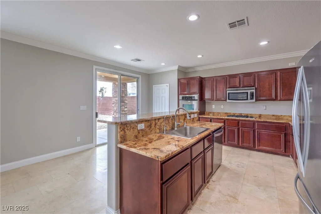 7095 Mountain Den, Las Vegas, NV 89179