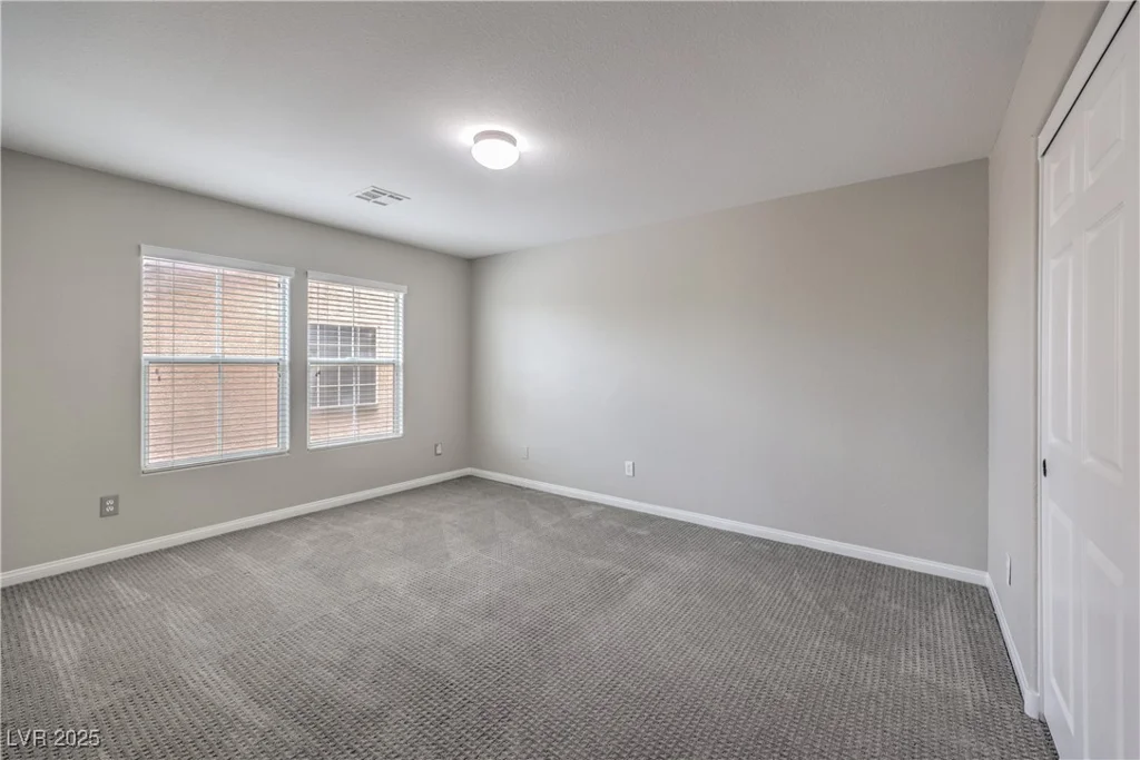 7095 Mountain Den, Las Vegas, NV 89179